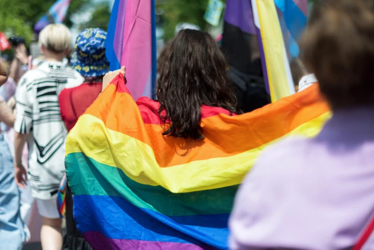 Sob governo Lula, assassinatos de pessoas LGBTQ+ aumentam 42%