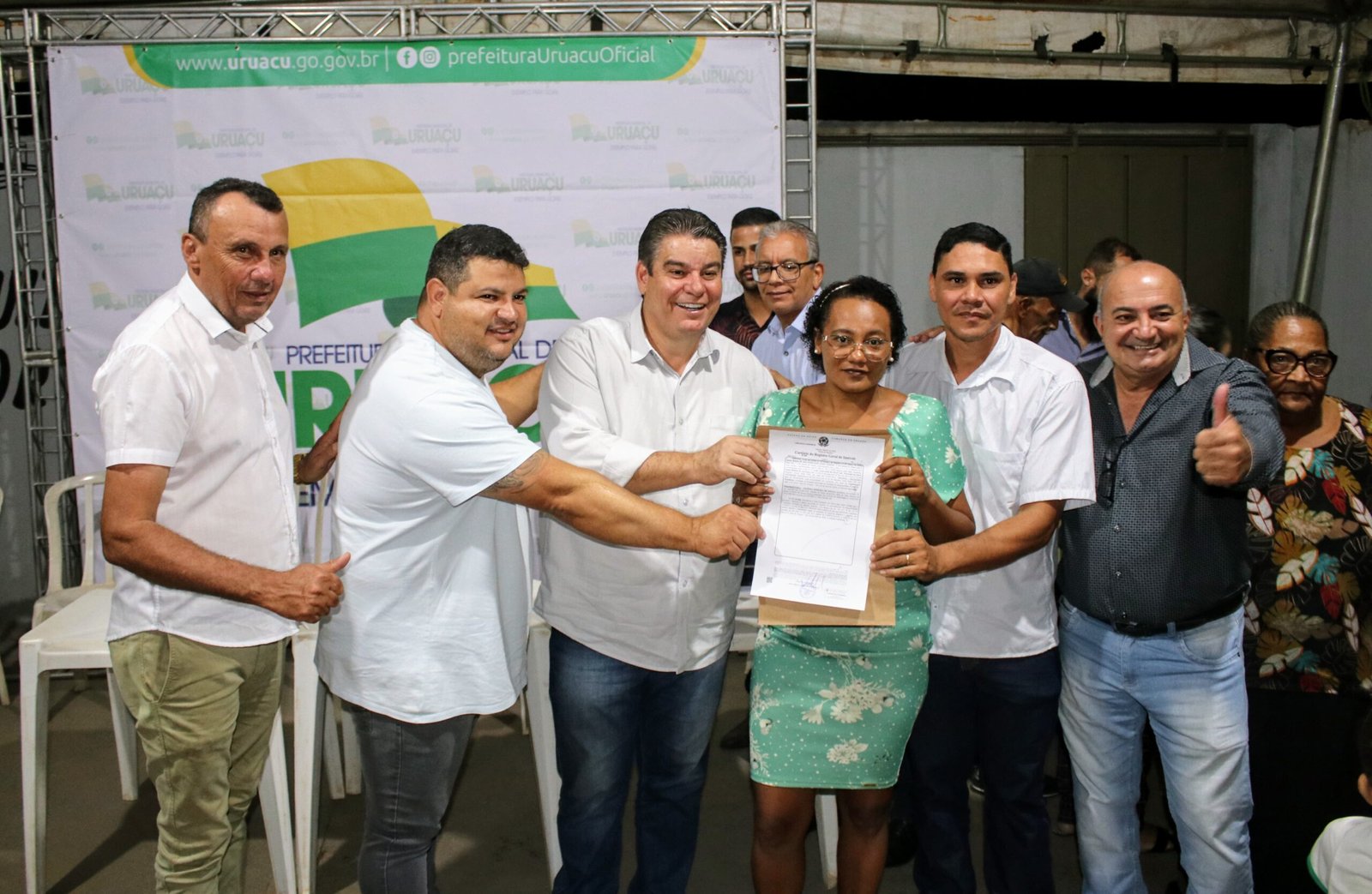 Famílias do Setor Santa Helena estão sendo beneficiadas com 150 escrituras
