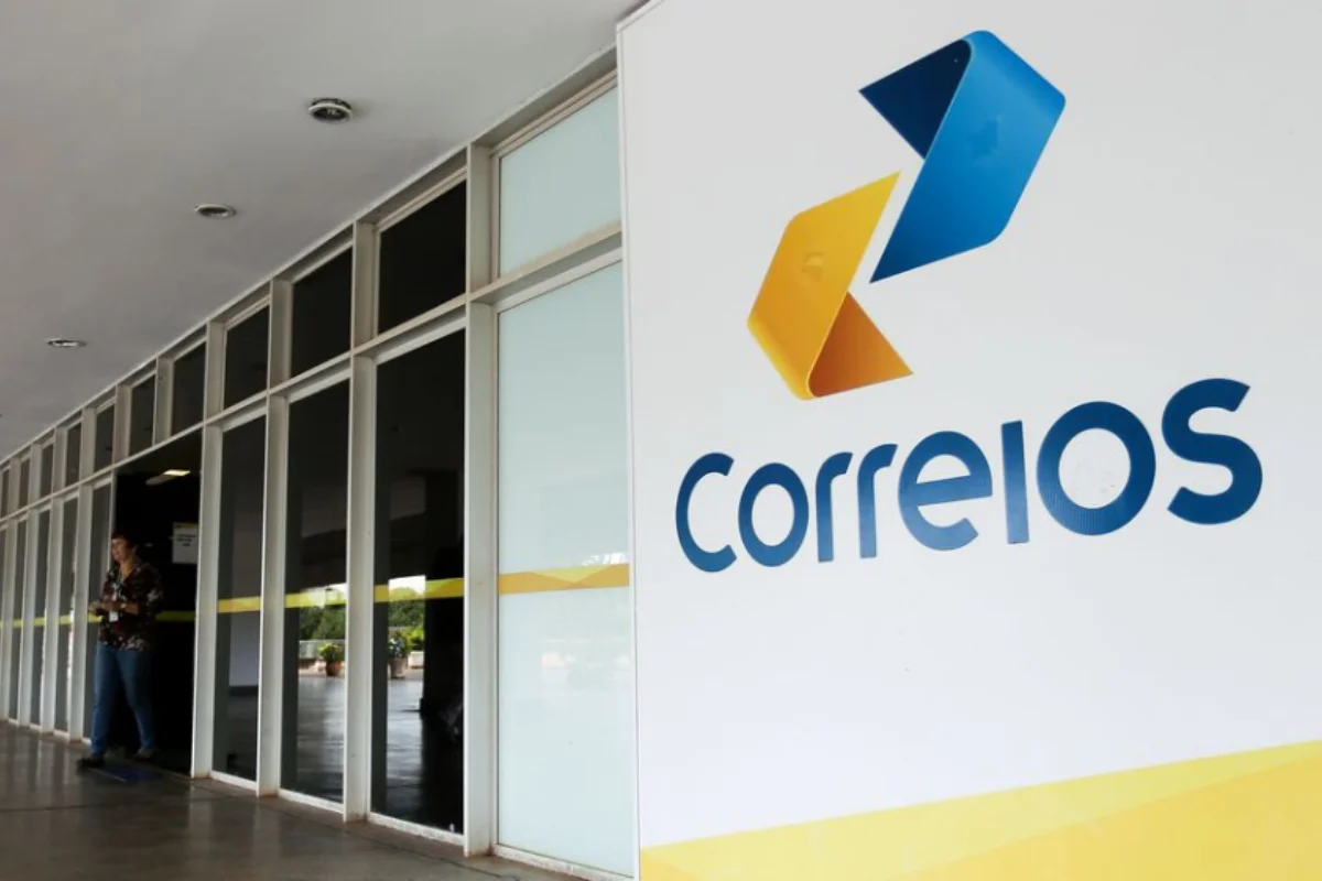 Correios ampliam plano de demissão voluntária para 15 mil funcionários
