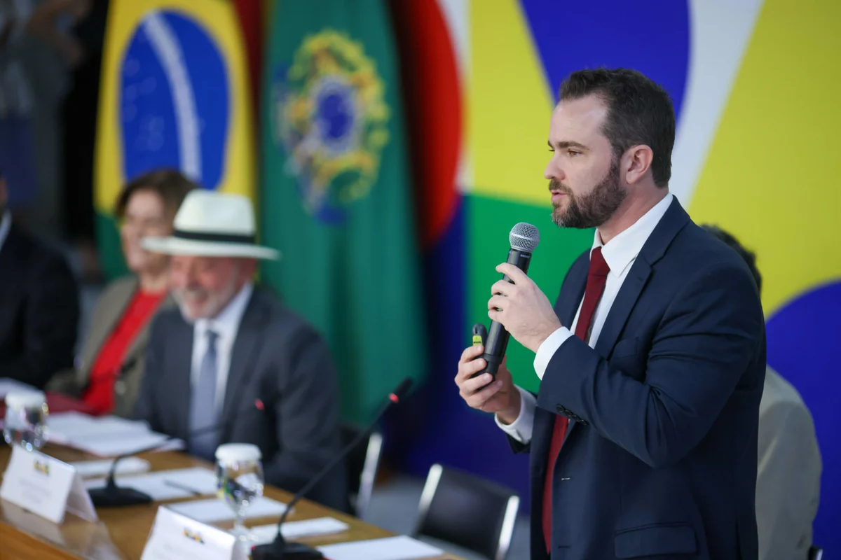 ministro.webp