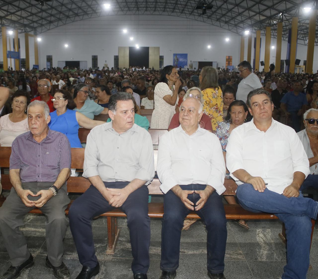 Ex-prefeito de Uruaçu, Valmir Pedro vai ao Muquém acompanhado do ex-governador Marconi Perillo