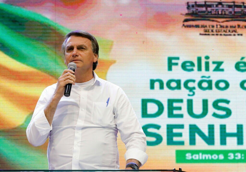 Receita Federal anula isenção que Bolsonaro deu a líderes religiosos
