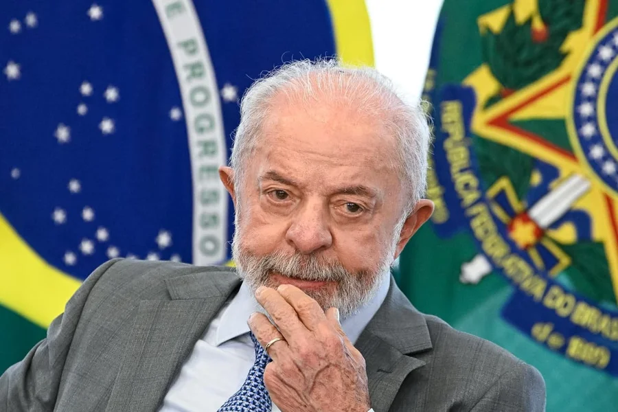 Atenção, lulistas, o seu líder ainda é o da faixa censurada pela PF