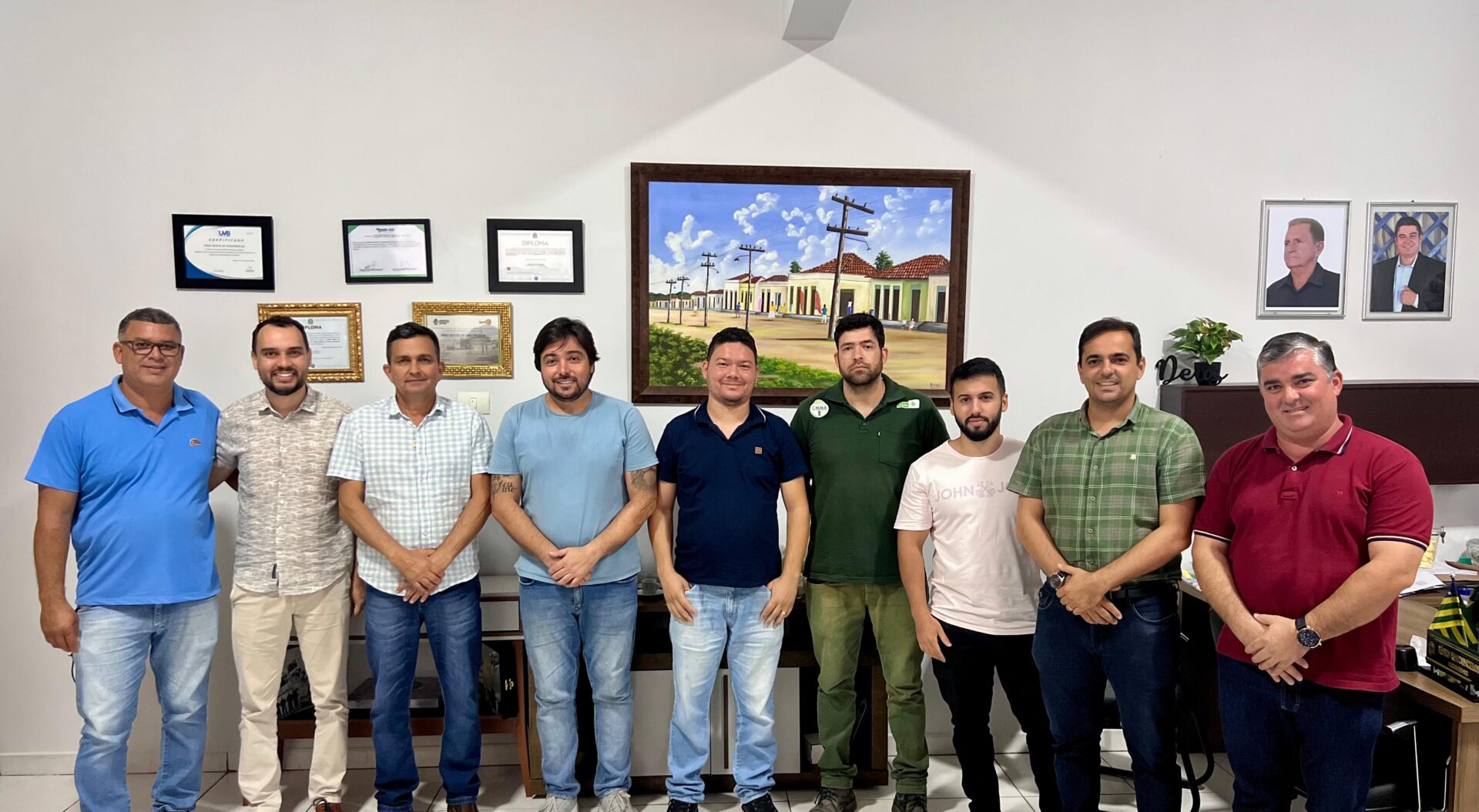 Os agentes fiscais visitam a Câmara de Uruaçu