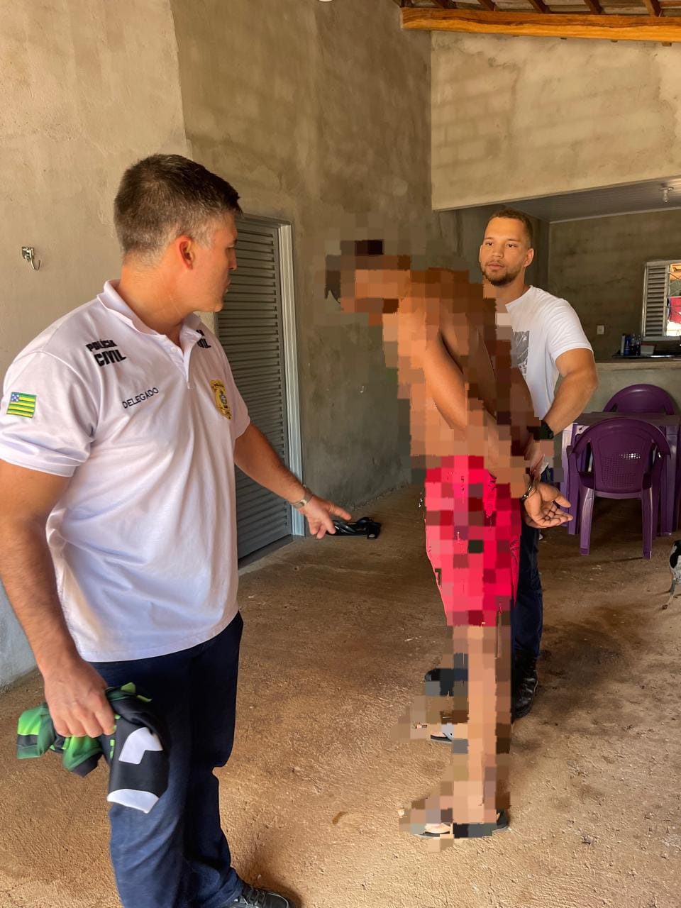 POLÍCIA CIVIL ELUCIDA FALSA “BALA PERDIDA” E PRENDE MARIDO QUE ATIROU NA ESPOSA