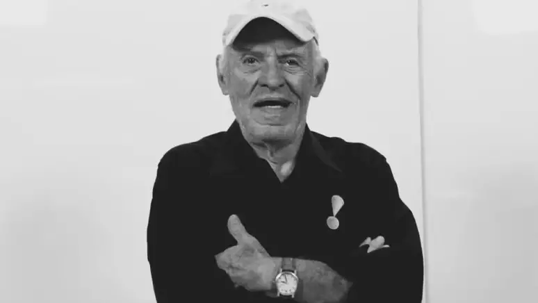 Morre o narrador esportivo Silvio Luiz aos 89 anos