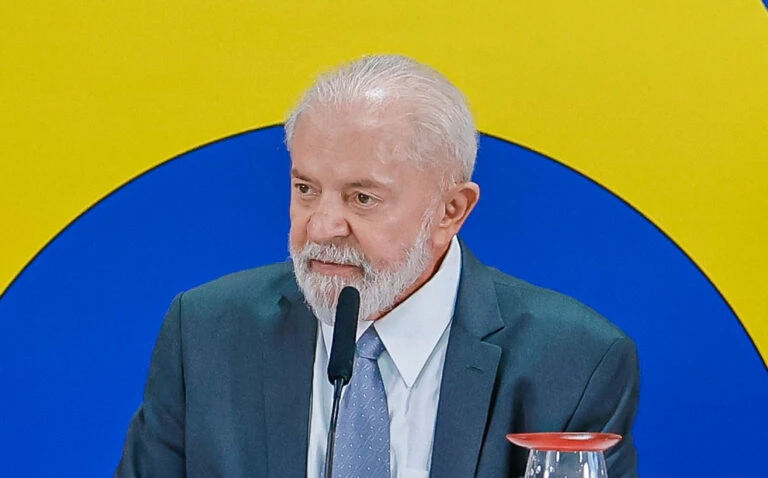 Lula: “Ainda bem que Boeing teve desastre e não quis a Embraer”