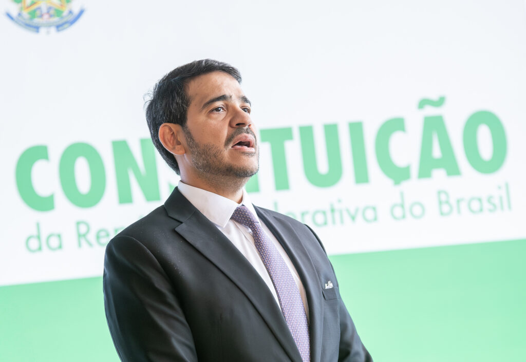 Em derrota histórica para Lula, Messias é rejeitado para o STF