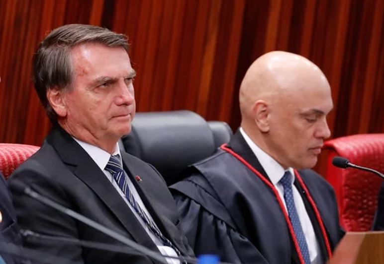Advogados de Bolsonaro acionam OAB contra Moraes: ‘Mãos atadas’