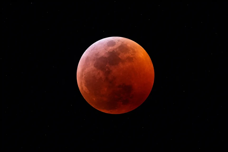 Eclipse lunar fica visível em todo o Brasil nesta quinta (27) e sexta-feira (28); saiba como