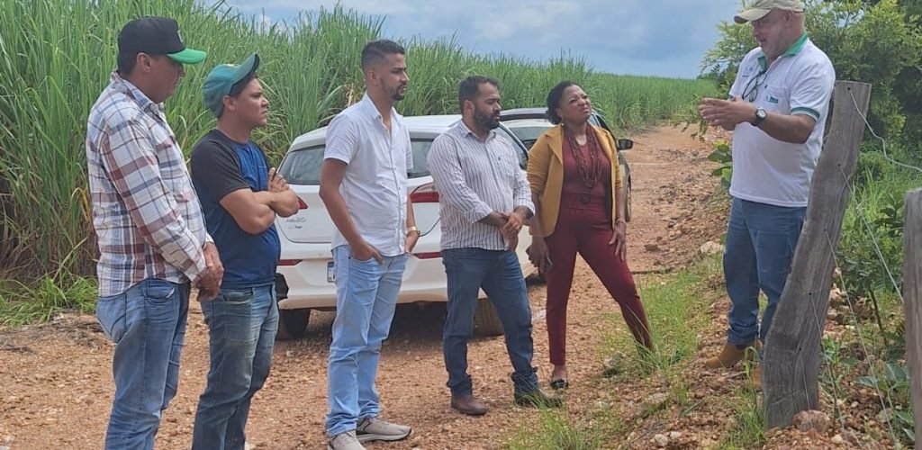 Uruaçu; Vereadores vistoriam terreno destinado a descarte de resíduos de construções