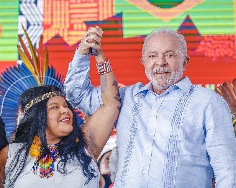 Pasta de Lula gasta R$ 11 milhões com viagens de não servidores