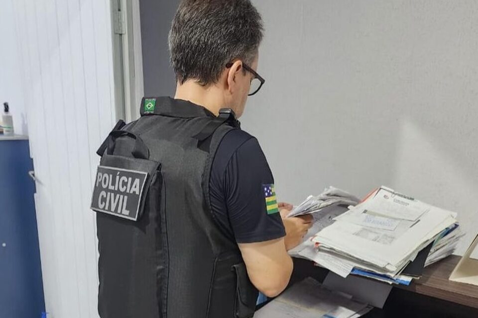 Servidor do Detran-GO e despachantes são presos por fraudar transferências e vender exames toxicológicos falsos
