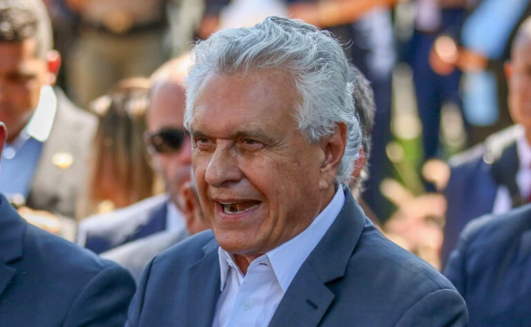 Caiado diz que “governo Lula e PT são cúmplices de Maduro”