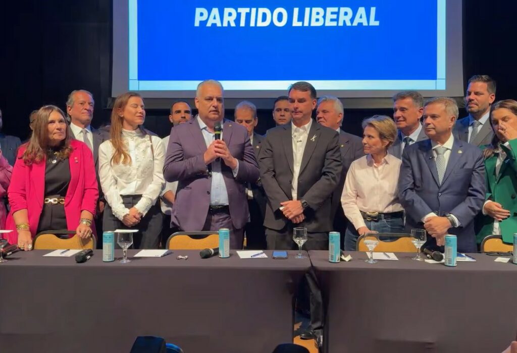 Flávio confirma deputado Alfredo Gaspar como vice em sua chapa