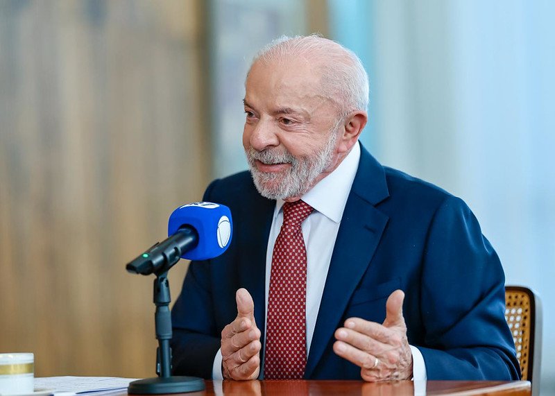 Entrevista com Lula faz Domingo Espetacular ter segundo pior resultado do ano