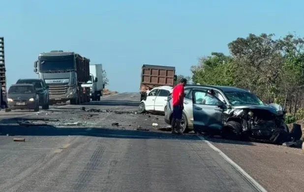 Grave acidente na BR-153 mata dois moradores de Uruaçu no Tocantins