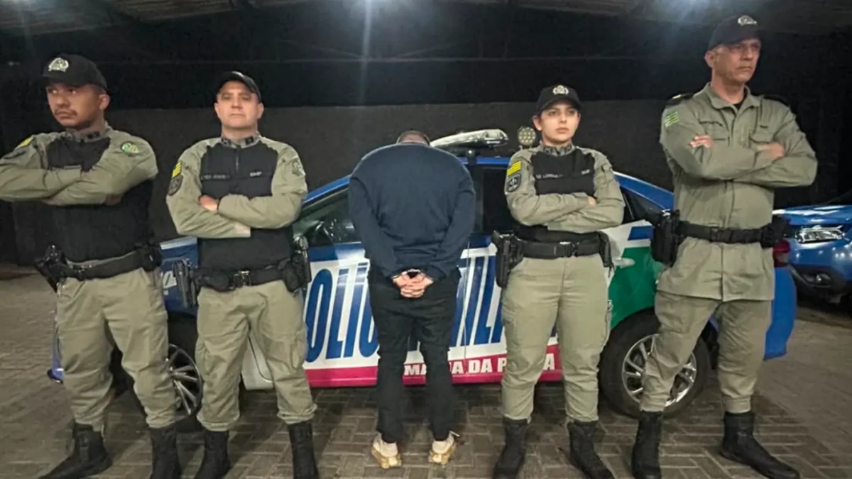 Lutador de boxe foragido por agredir namorada é preso em Goiânia