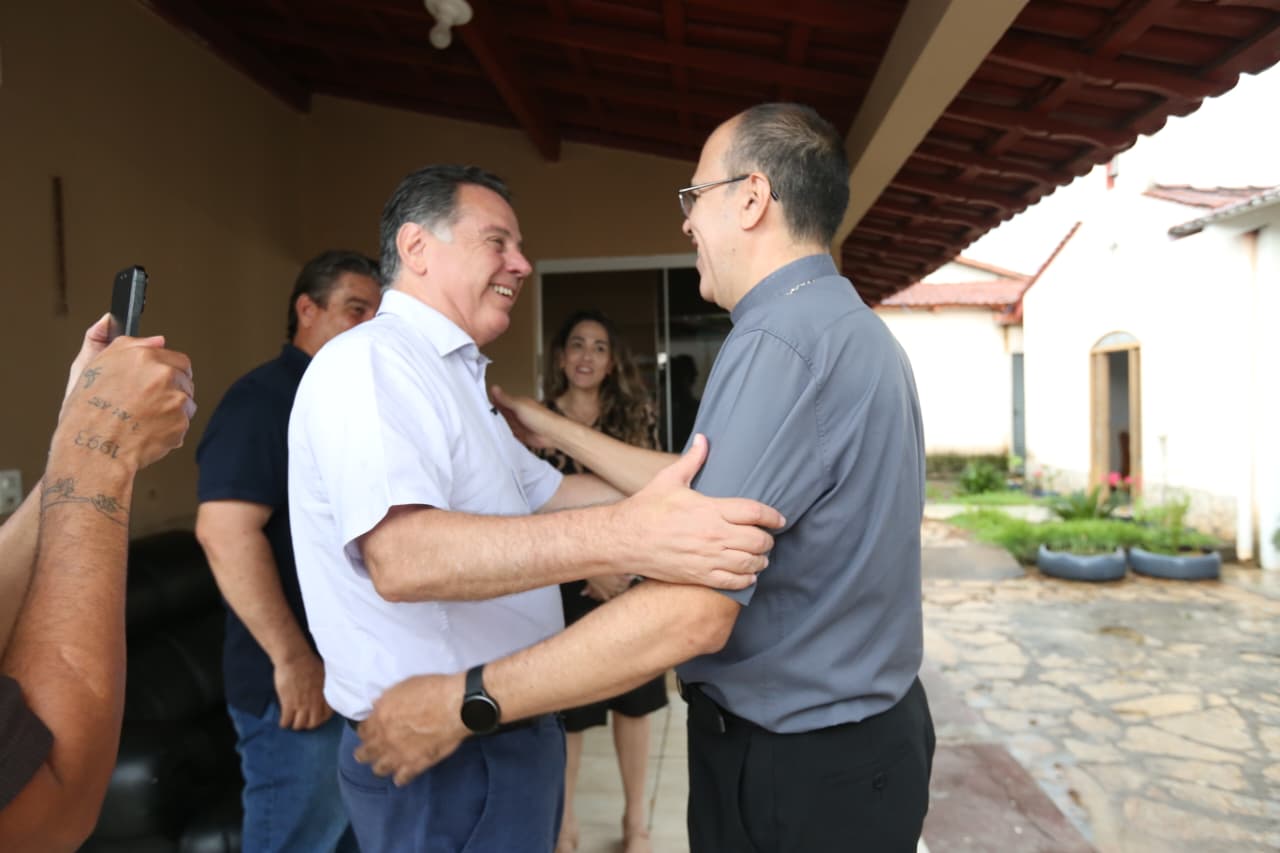 Em Uruaçu, Marconi Perillo anuncia R$ 1,5 milhão para Casa de Apoio, critica gestão estadual e reafirma pré-candidatura ao governo