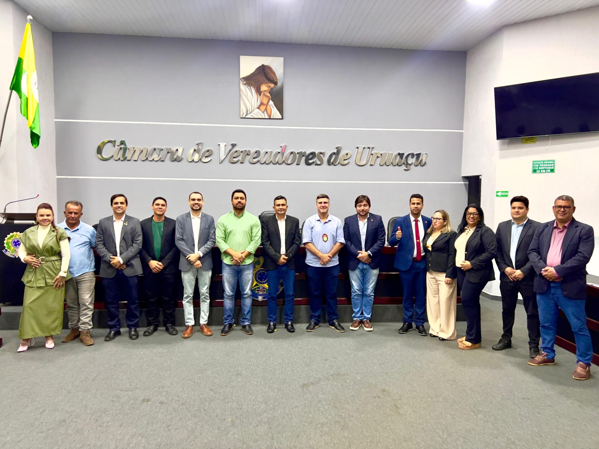 DELEGADOS VISITAM A CÂMARA MUNICIPAL DE URUAÇU