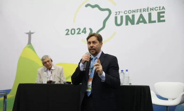 Presidente da Assembleia Legislativa de Goiás Bruno Peixoto é destaque nacional