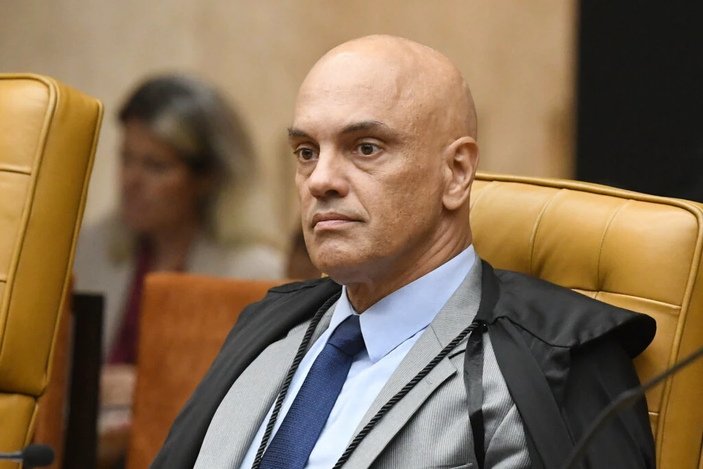 Comitê da Câmara dos EUA divulga relatório que acusa Moraes de censura