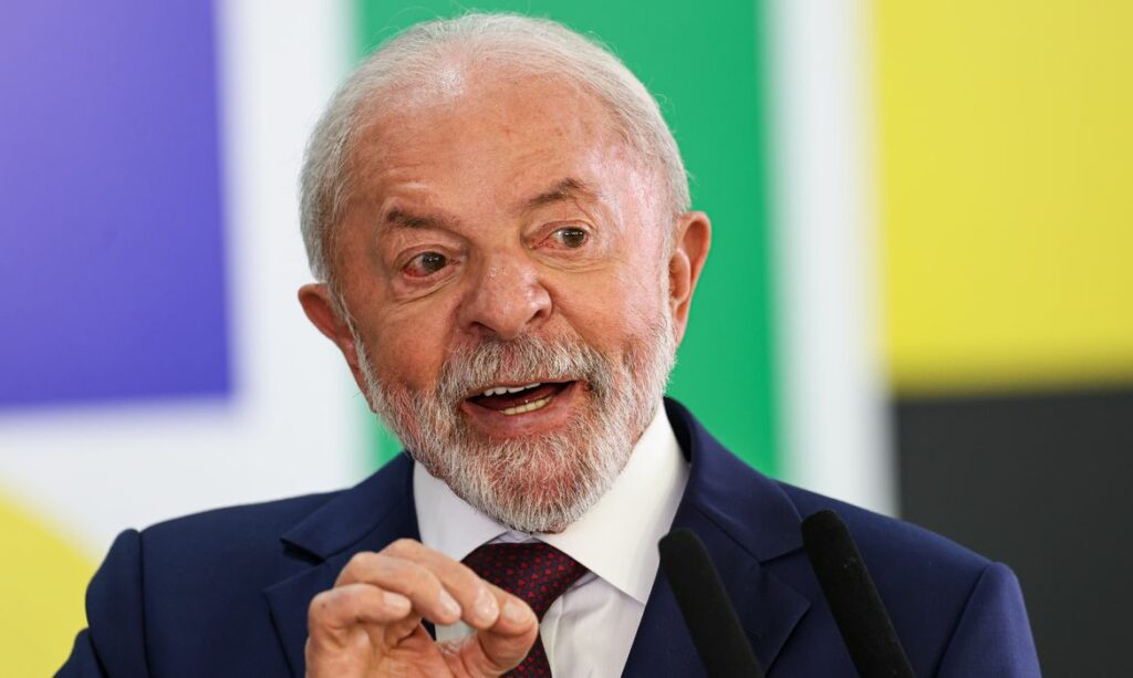 AtlasIntel: Lula é desaprovado por 52,5% e aprovado por 46,8%