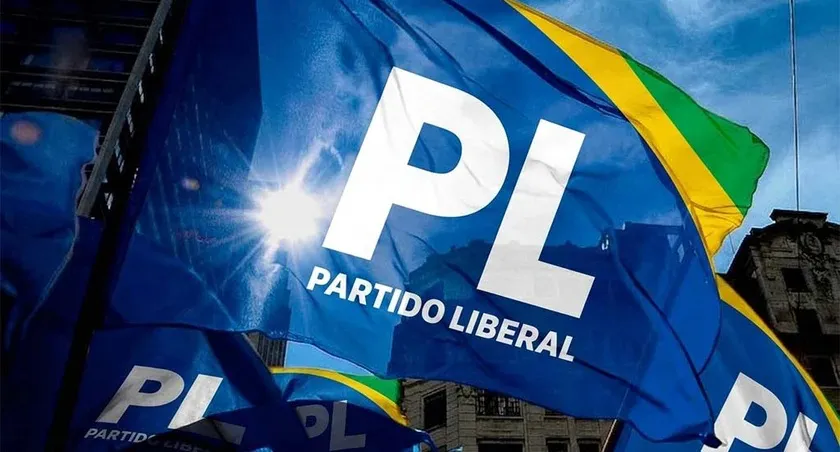 PL elege 357 e lidera Câmara, Senado, governos e assembleias