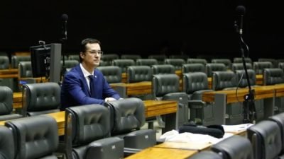 Deputado-Deltan-Dallagnol-se-despede-do-Plenário-Ulysses-Guimarães-4-600x400