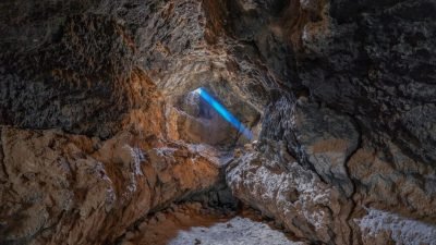 cave-1839298_1280-1024x683-1